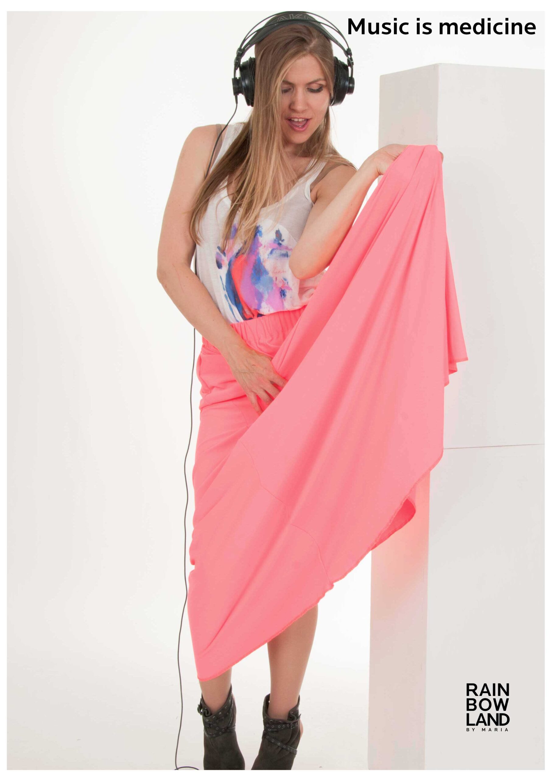 Tanktop with one kind of colorsplash - Image 5