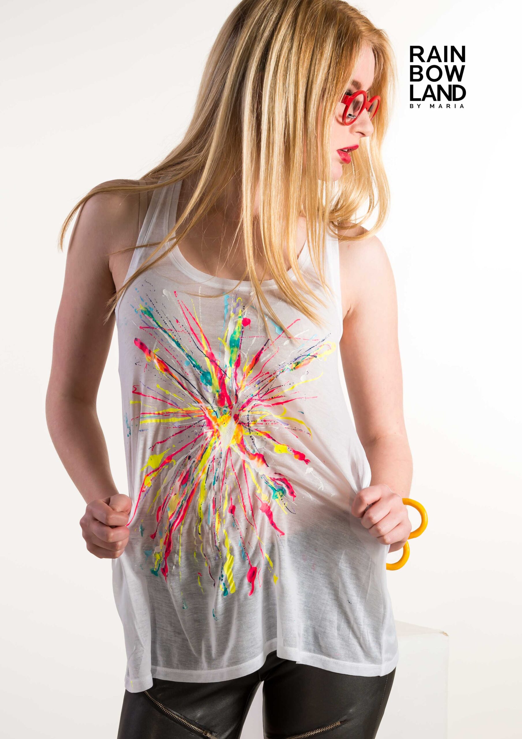 Tank top with color explosion