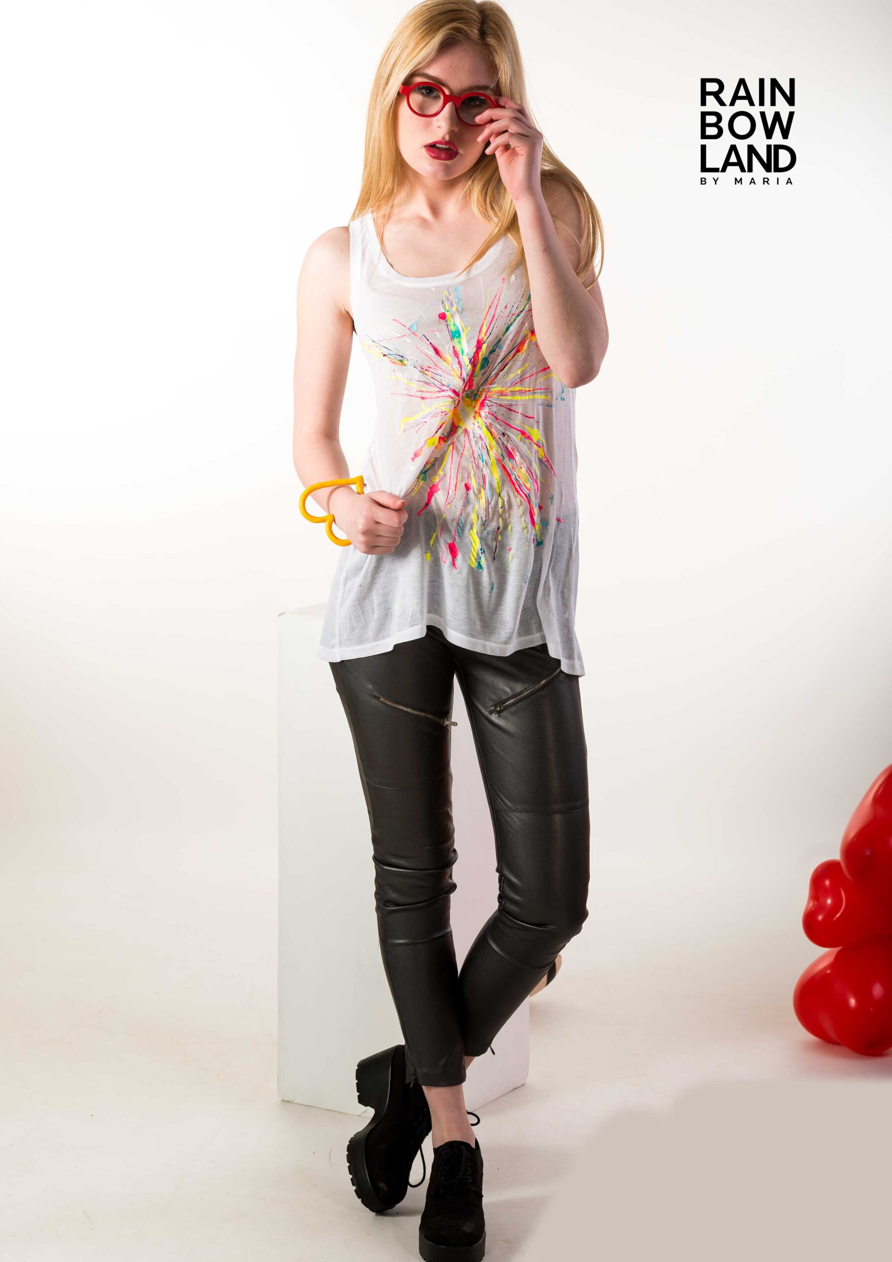 Tank top with color explosion - Image 4