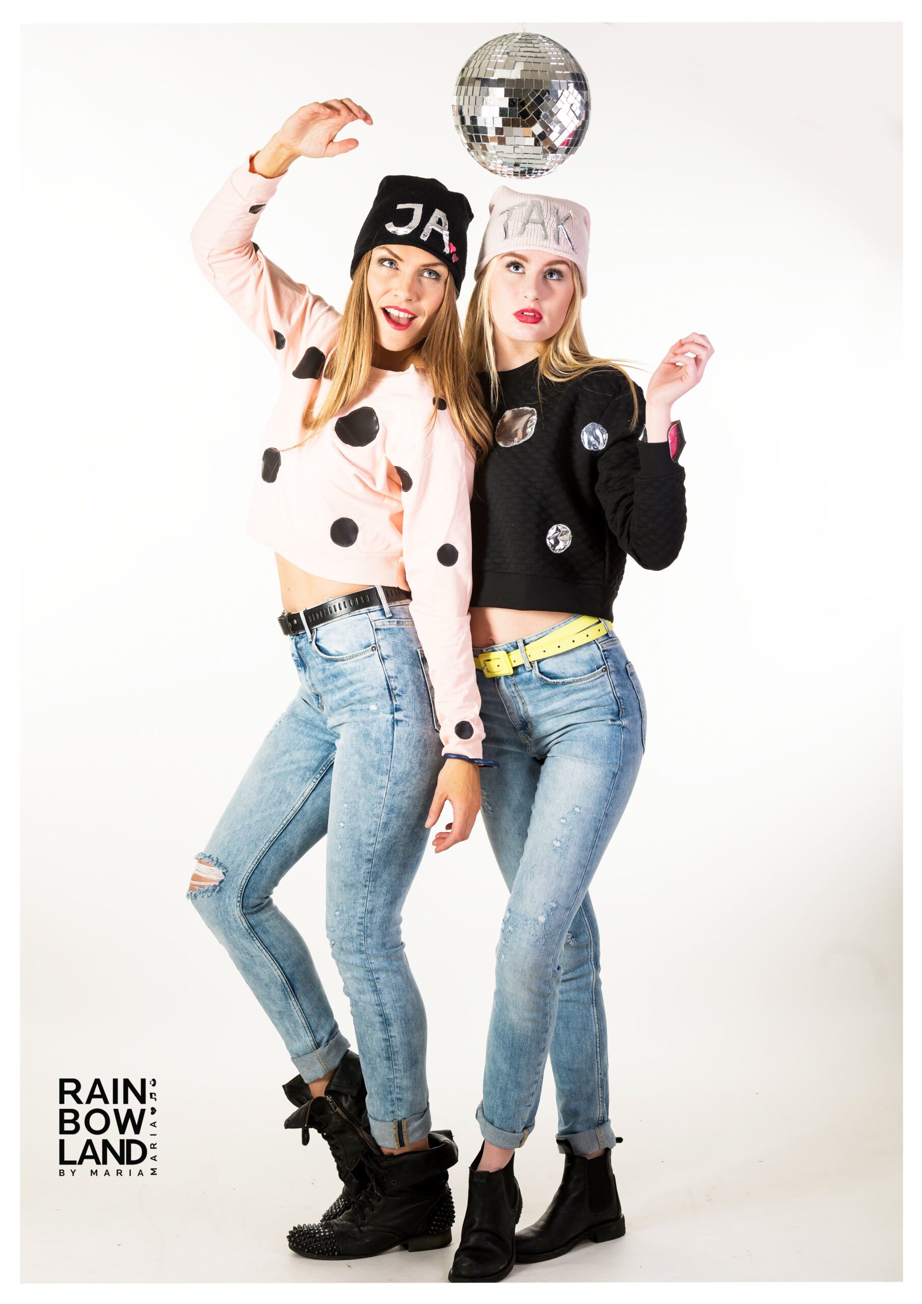 Light pink knitted THANKS beanie - Image 7
