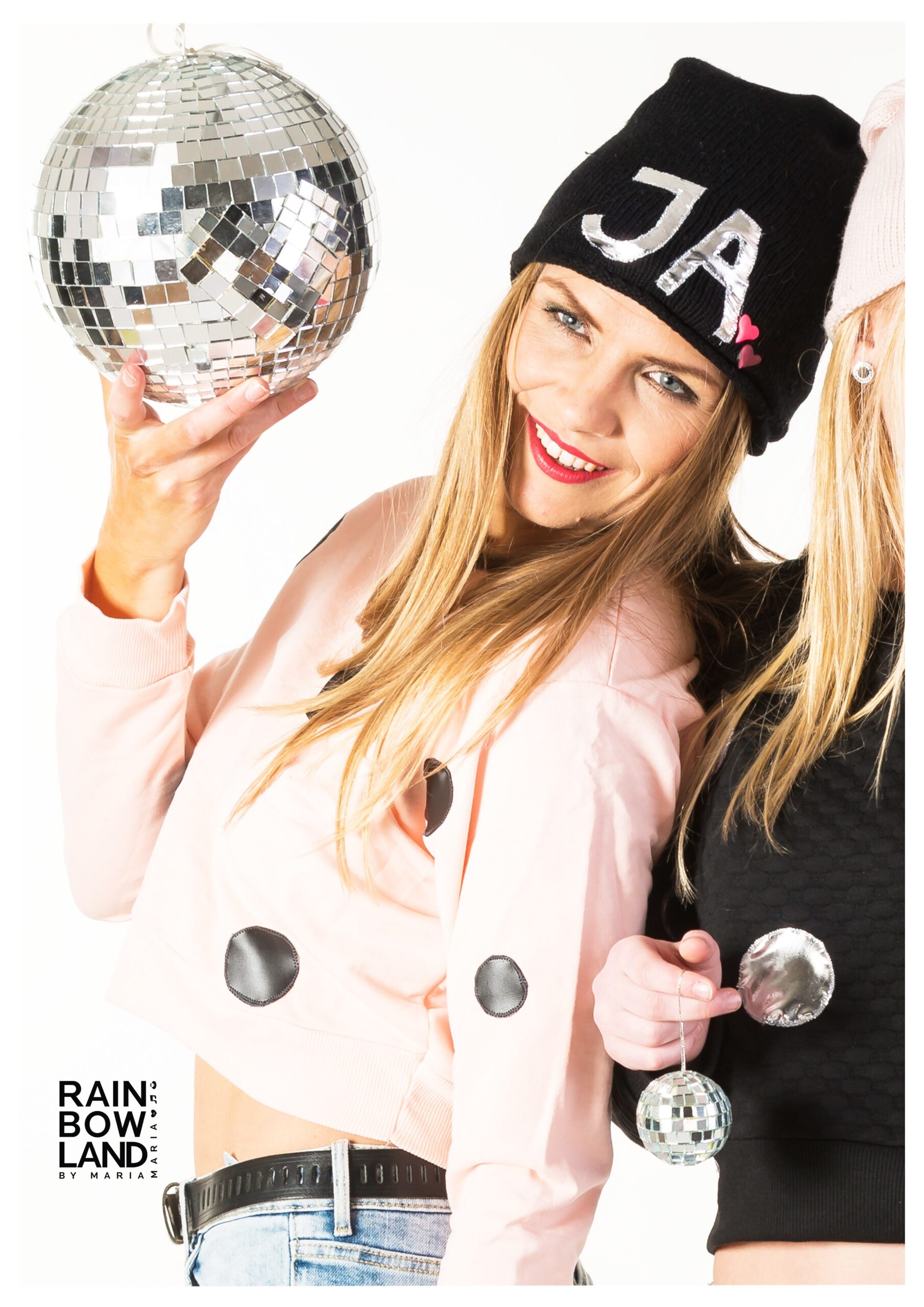 Light pink knitted THANKS beanie - Image 9