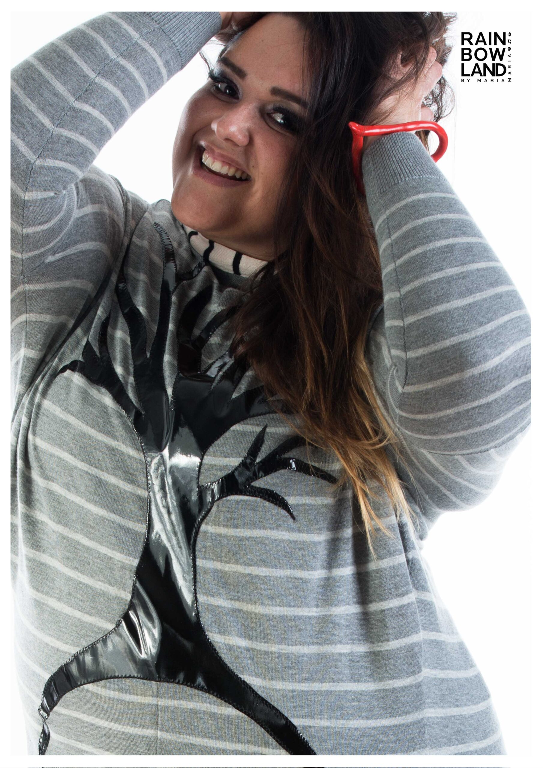 Knitwear w. stripes, lacquer tree and beige collar - Image 6