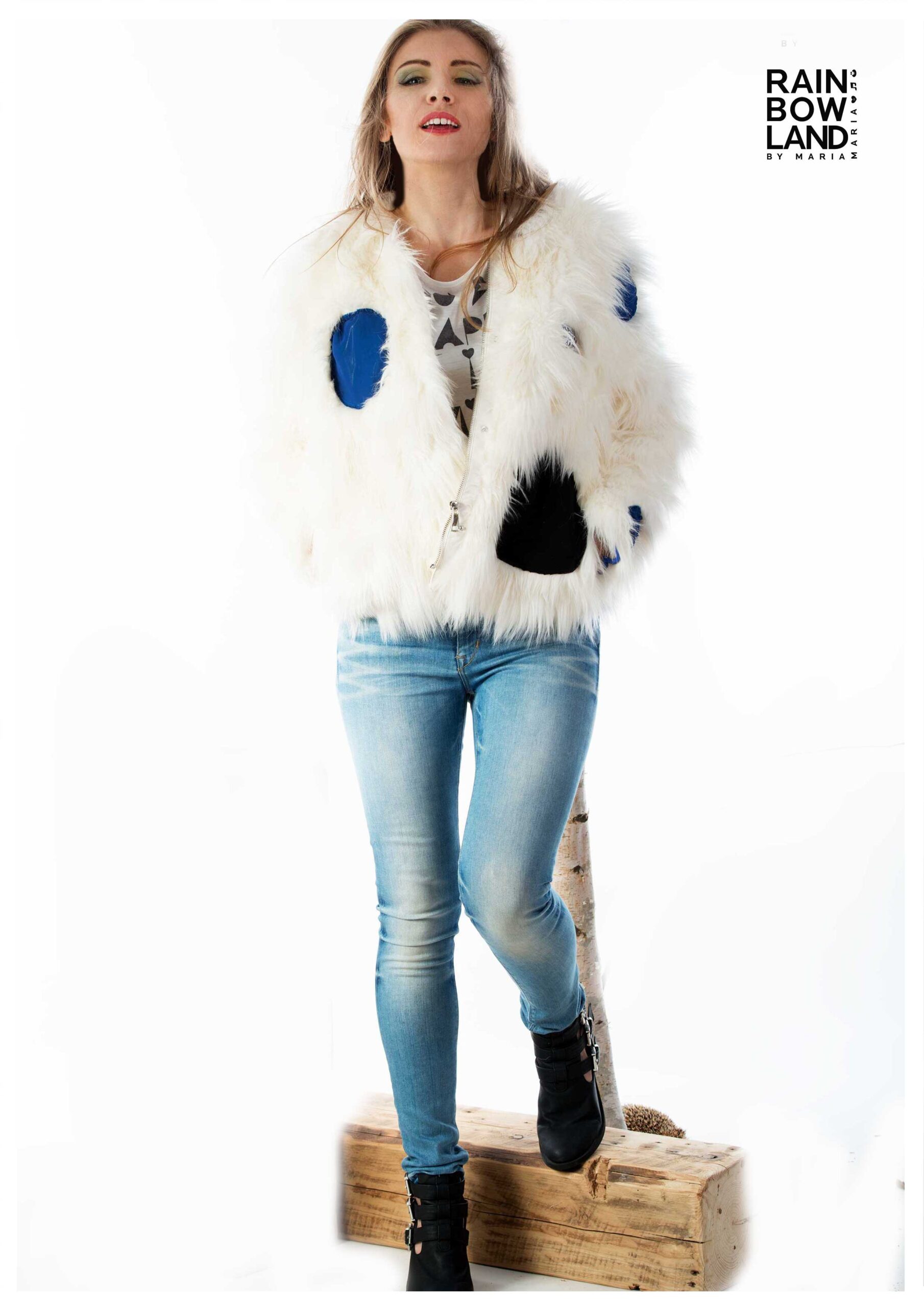 white fur coat with dots. - Image 2