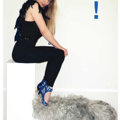 Leggins with flower-embroidered hem