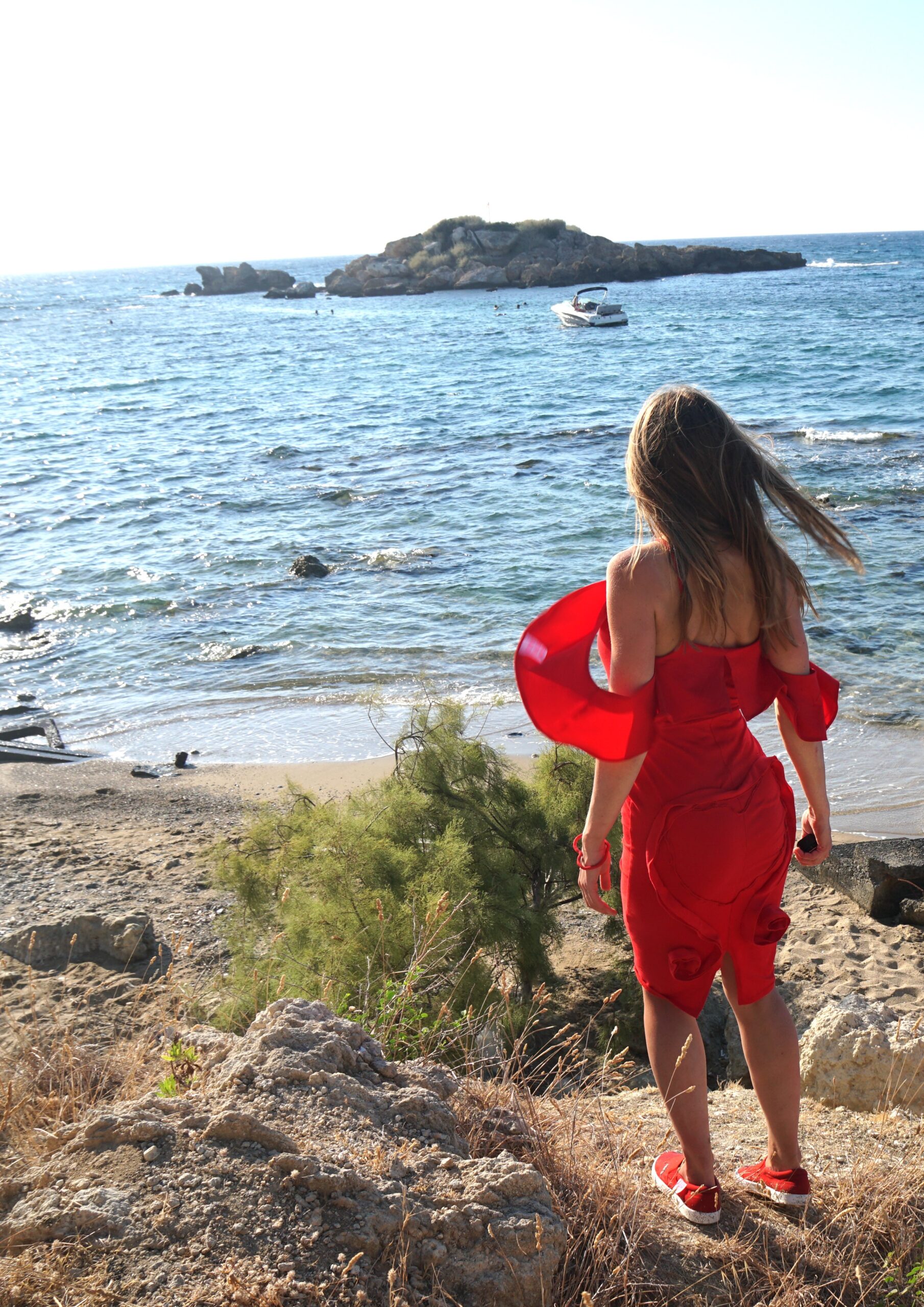 Red frill dress with a heart - Image 5