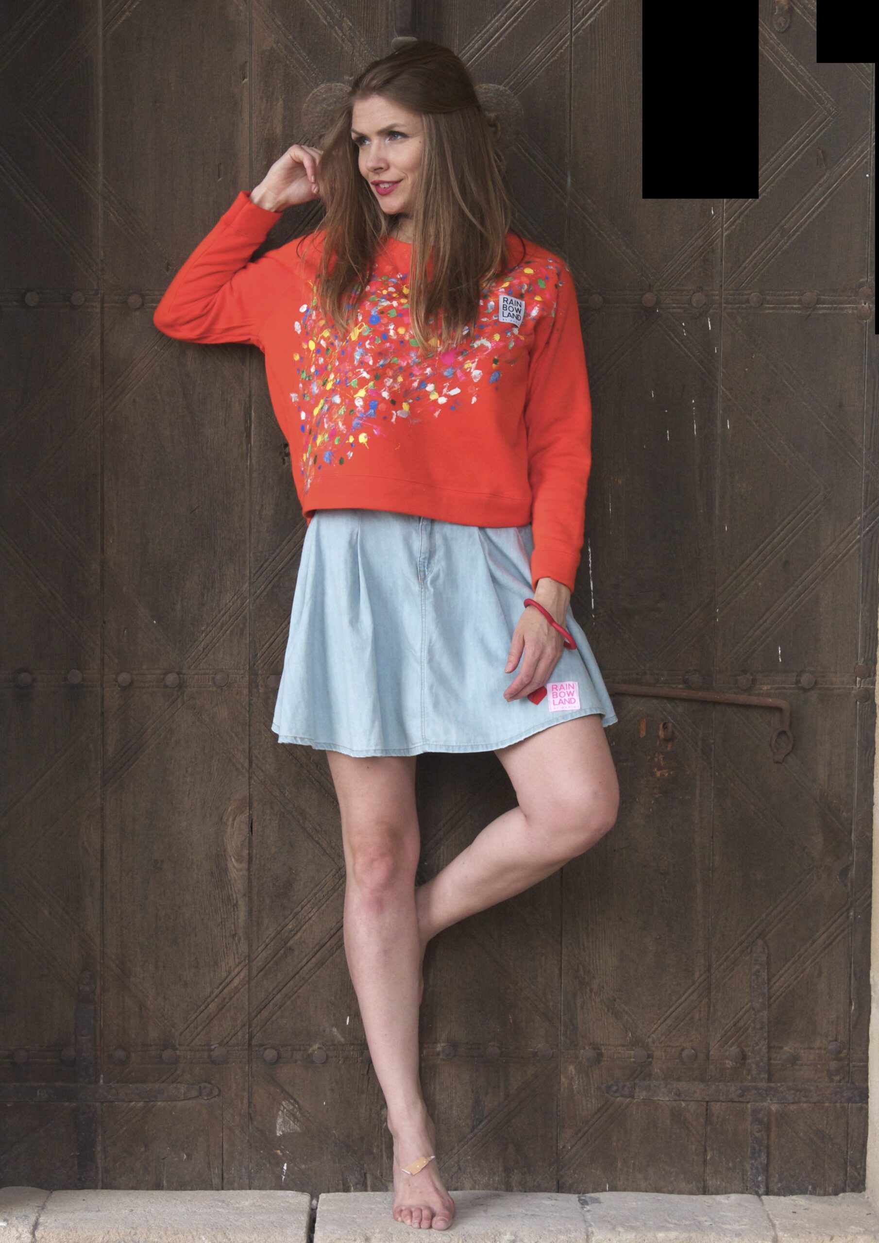 Color splash orange sweatshirt