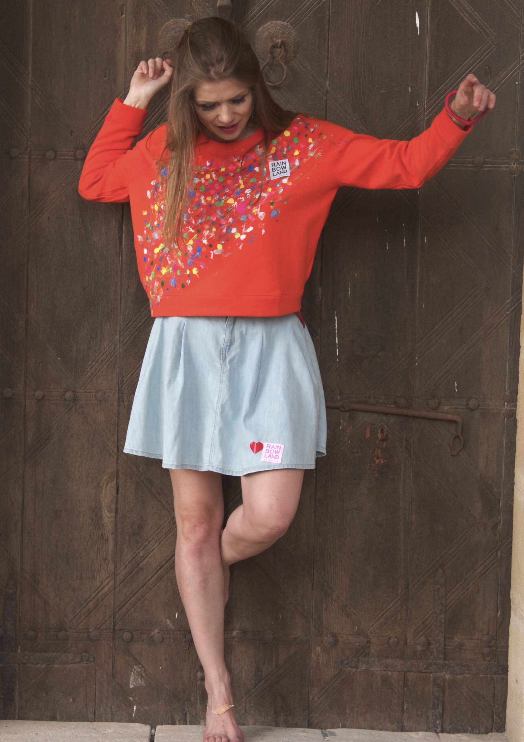 Color splash orange sweatshirt - Image 7