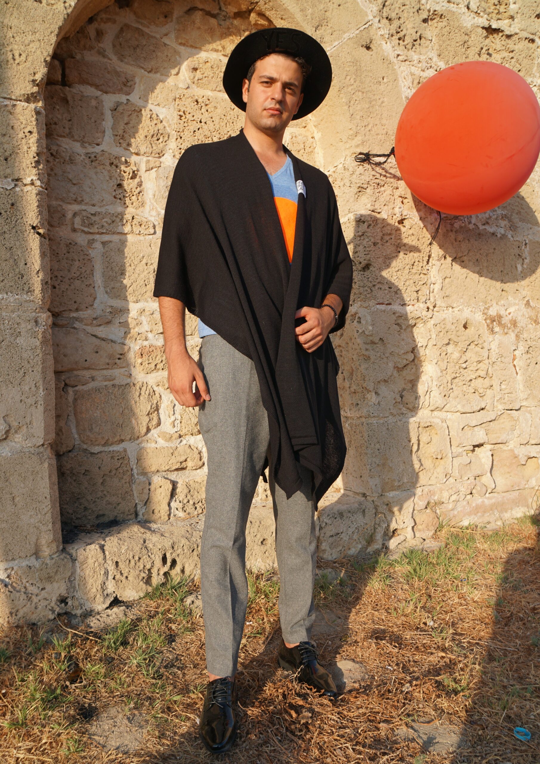 Black cape - Image 4
