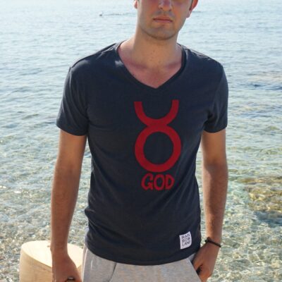 God T-shirt