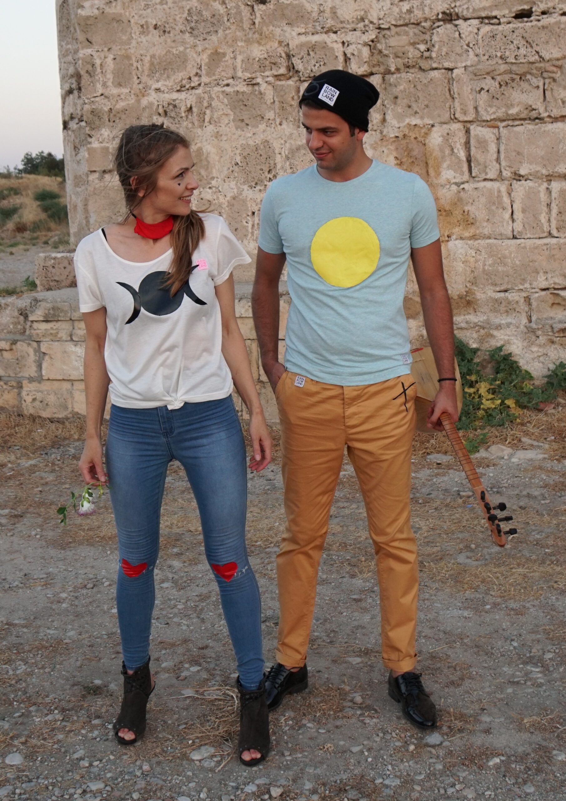 Yellow circle T-shirt - Image 4