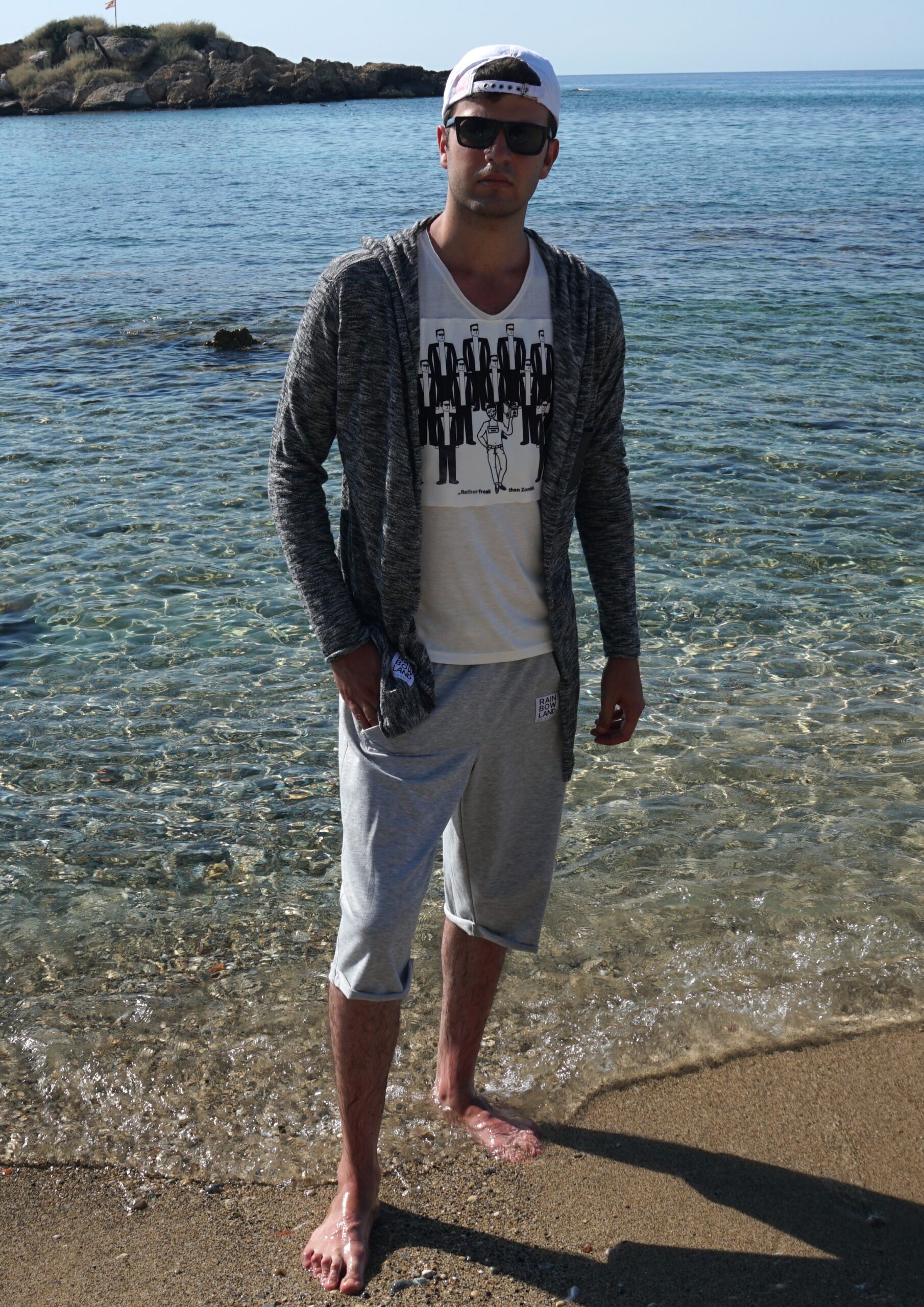 Grey sweatshorts