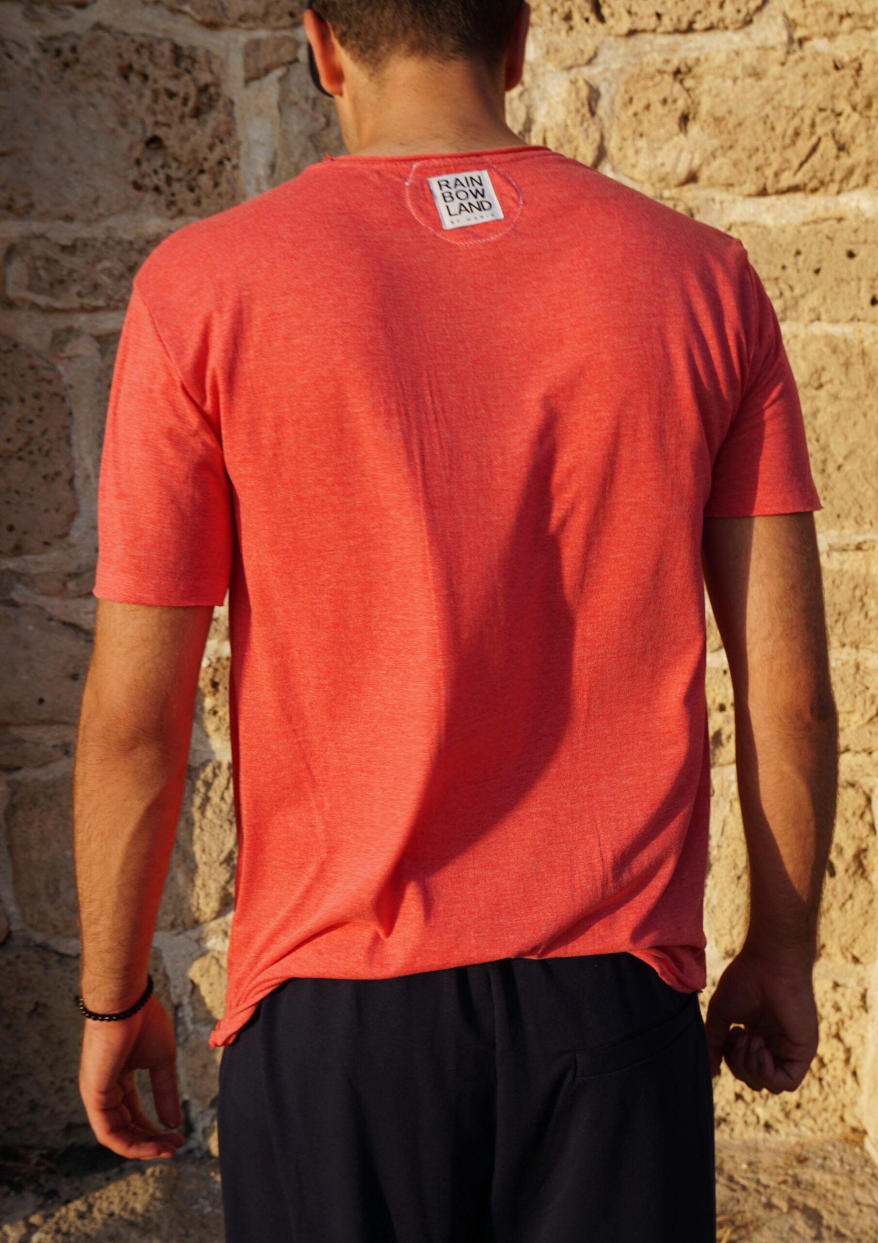 Red T-shirt with Aries-pocket - Image 3