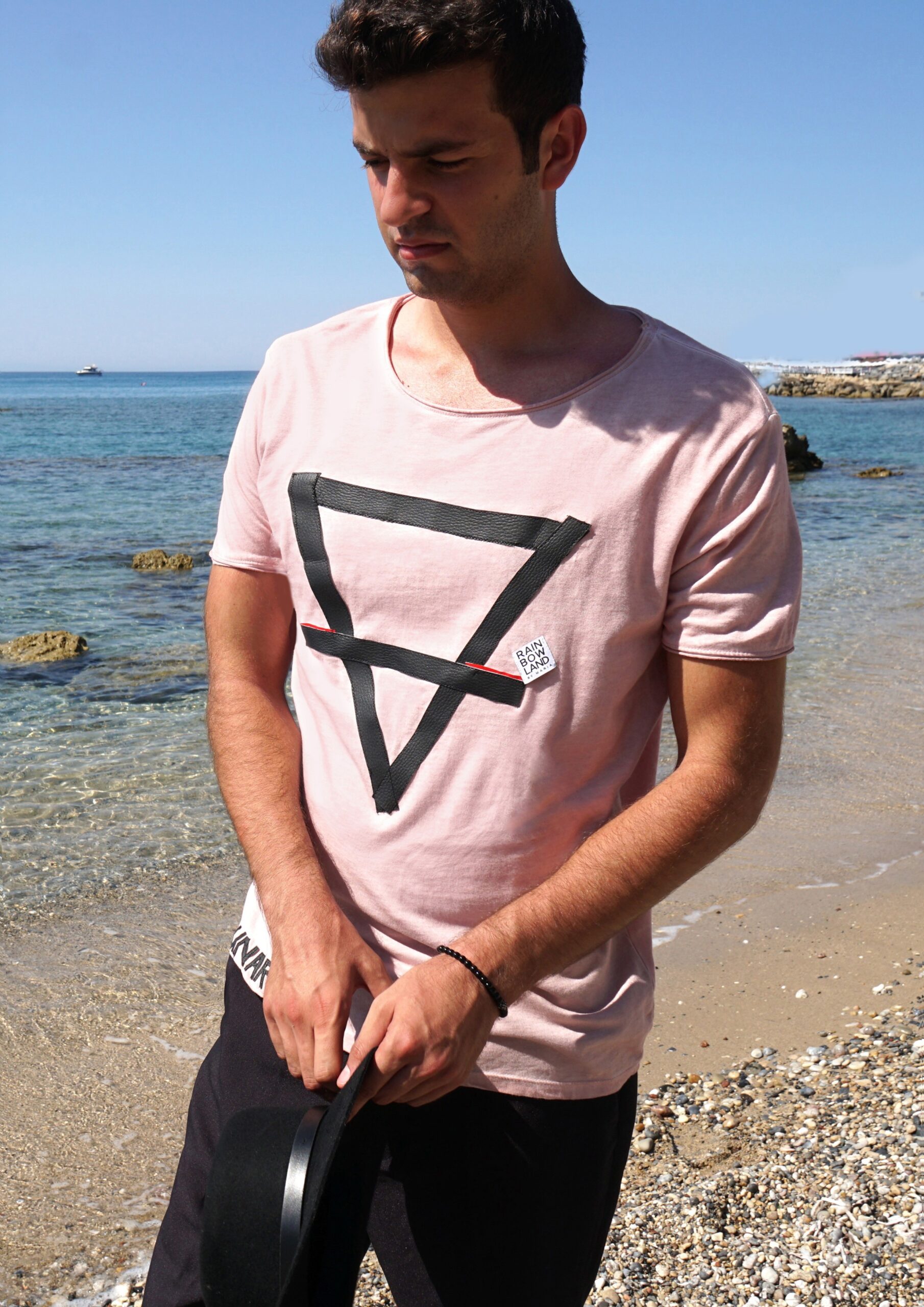 Pink T-shirt with triangle