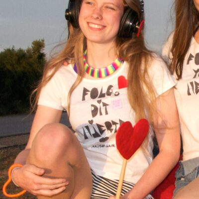 Følg dit hjerte T-shirt