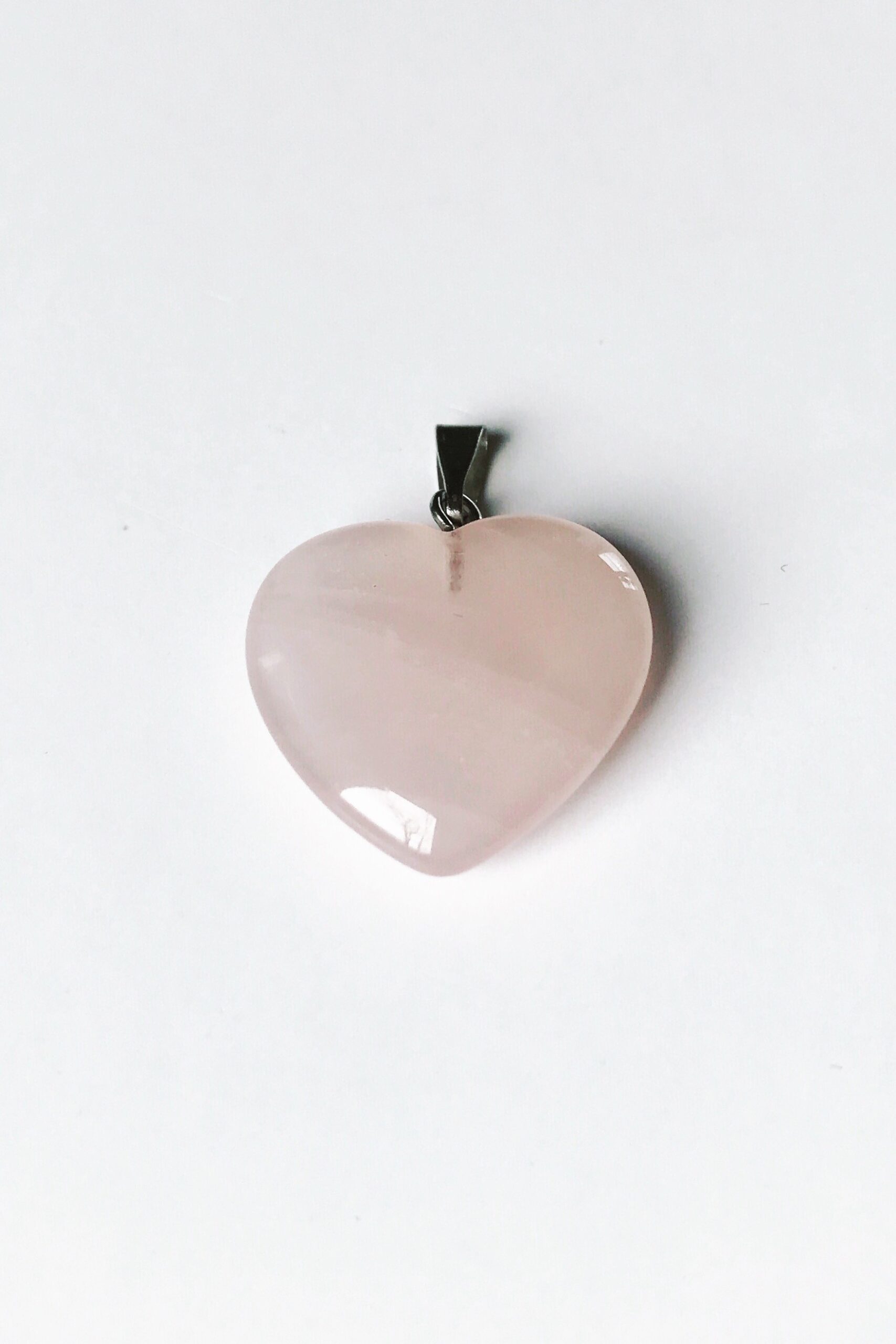 Rose quartz heart pendant